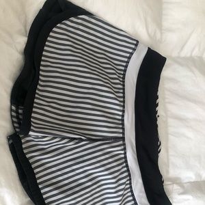 Striped lulu shorts